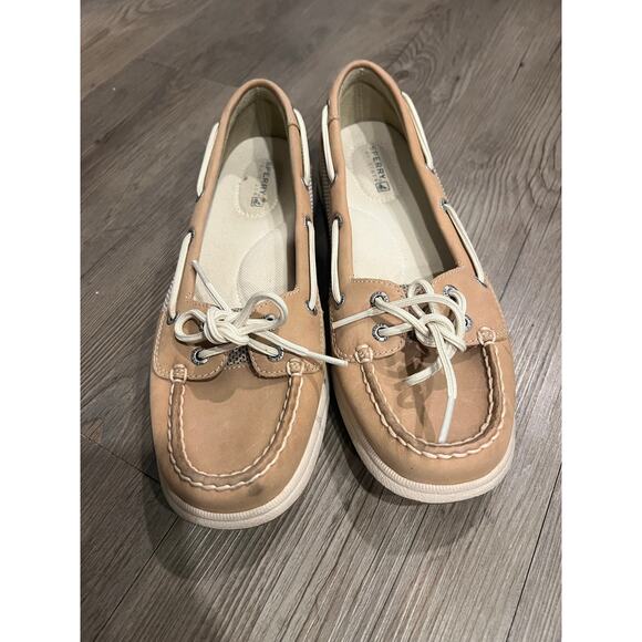 Women Sperry Shoes -size 8 - Picture 1 of 5